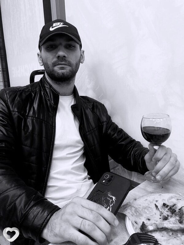 Антон, 29, Благовещенске — анкета №3596364