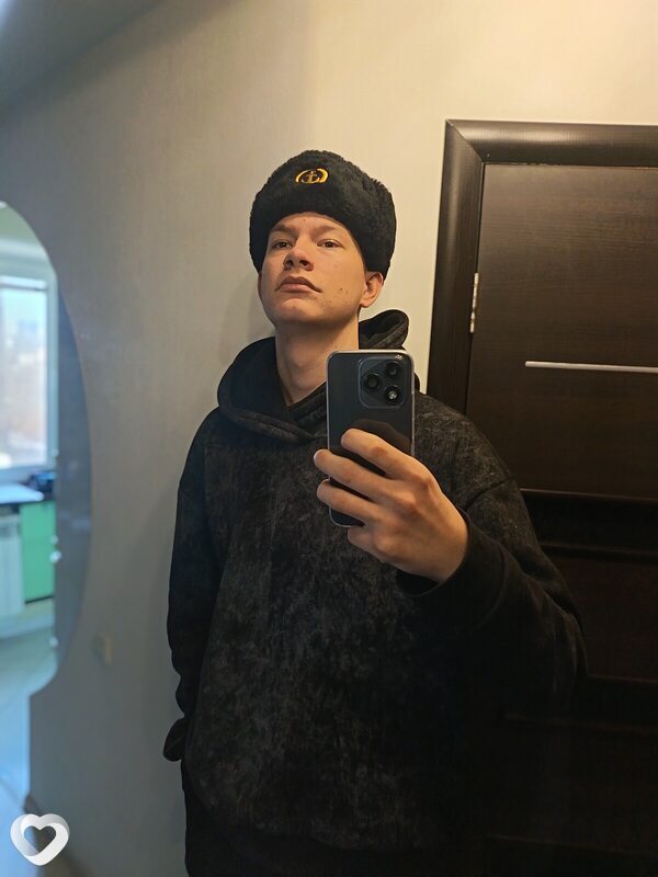 Семëн, 19, Владивостоке — анкета №3596467