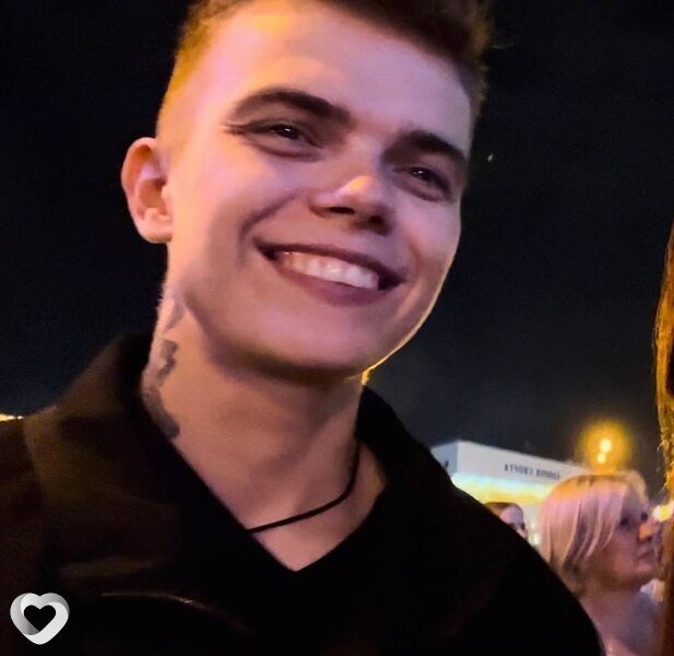 Артур, 23, Слуцке — анкета №3596591