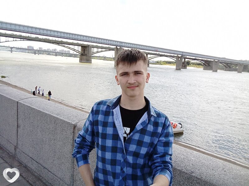 Алексей, 18, Омске — анкета №3596856