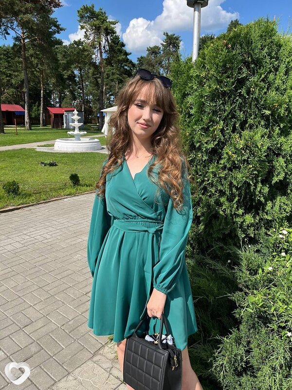 Настя, 26, Жлобине — анкета №3597151