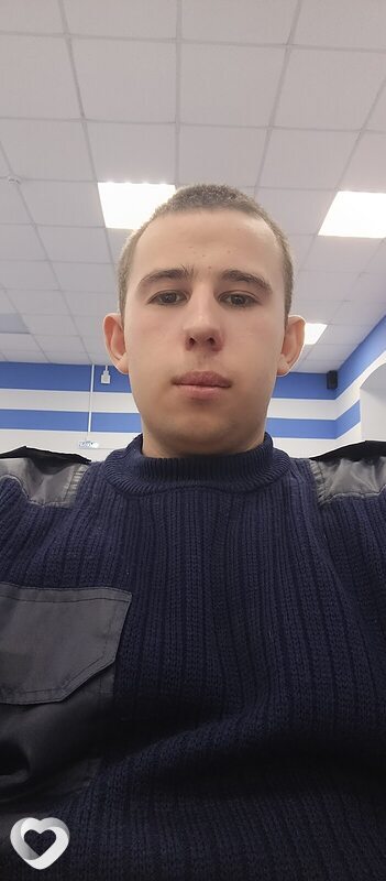 Дмитрий, 19, Томске — анкета №3597507