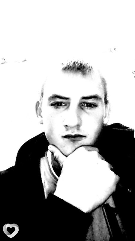 Виталий, 25, Жлобине — анкета №3597433