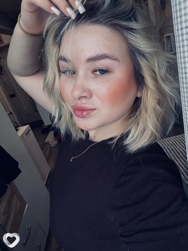 Виолетта, 20, Красноярске — анкета №3597472