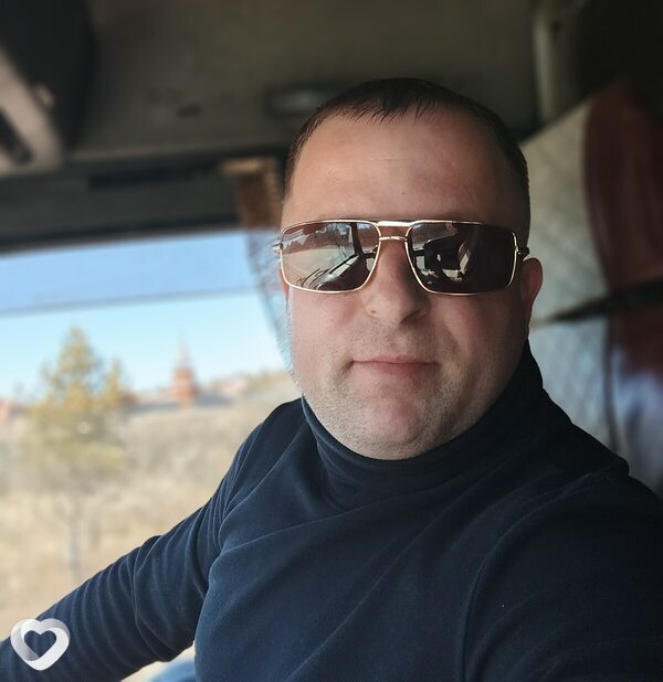 Роман, Свободный