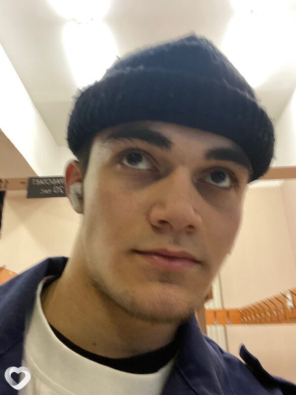 Денис, 23, Санкт-Петербурге — анкета №3598095
