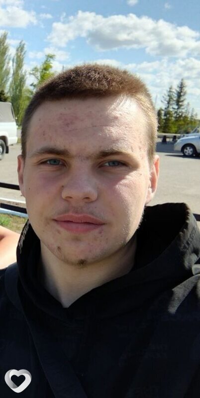 Artur, 19, Ульяновске — анкета №3598272