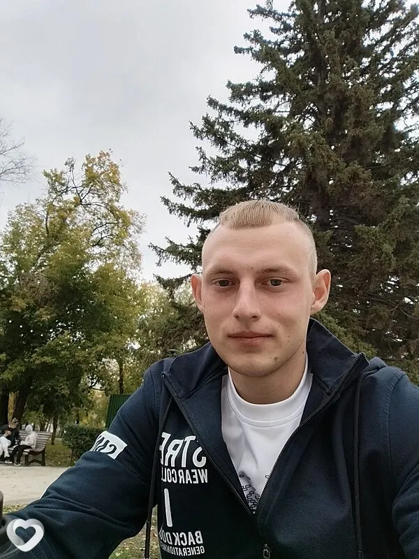 Вадим, 22, Барнауле — анкета №3598946