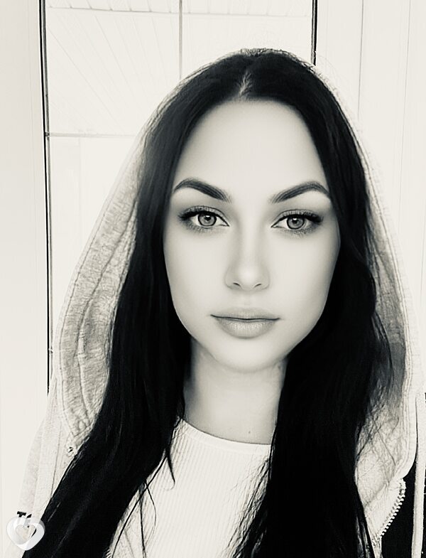 Оля, 25, Солигорске — анкета №3599577