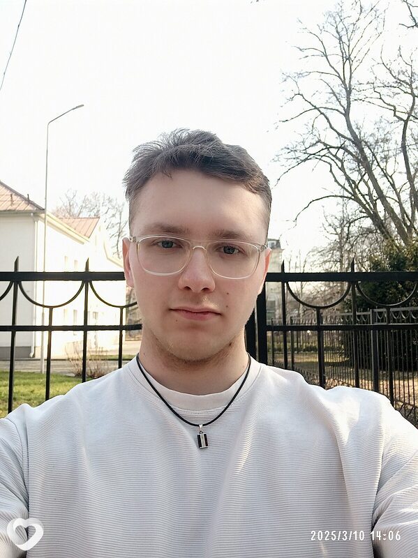 Глеб, 18, Калининграде — анкета №3599885