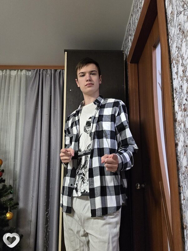 Егор, 18, Великом Новгороде — анкета №3600223