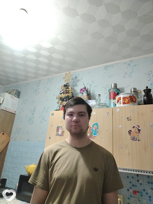 Константин, 23, Томске — анкета №3600230