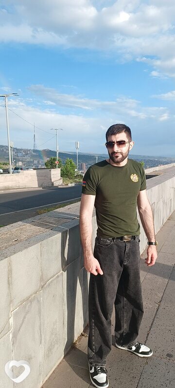 Gagik, 21, Москве — анкета №3600352