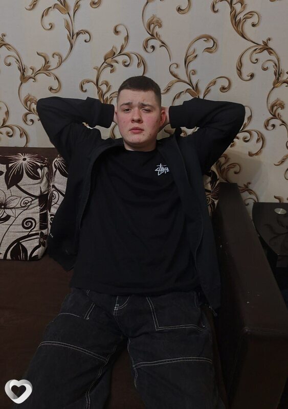 Евгений, 20, Минске — анкета №3600380