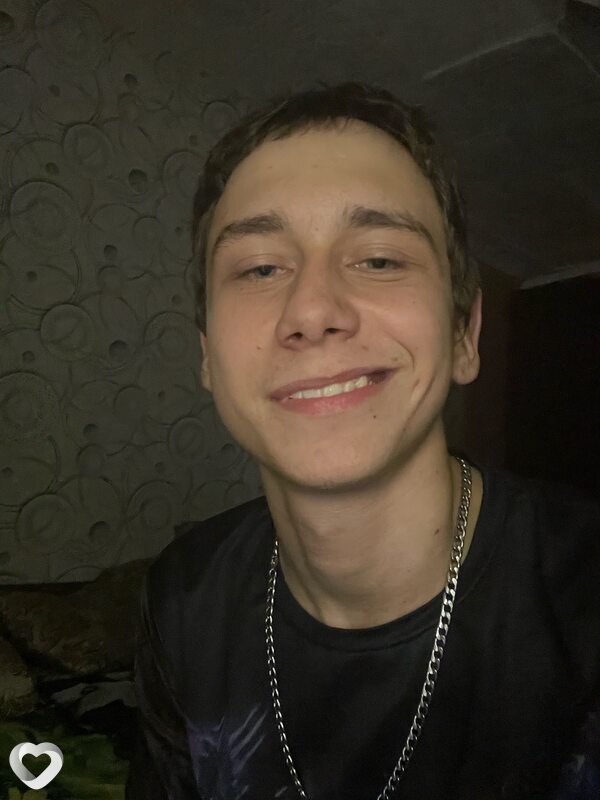 Леонид, 18, Омске — анкета №3601372