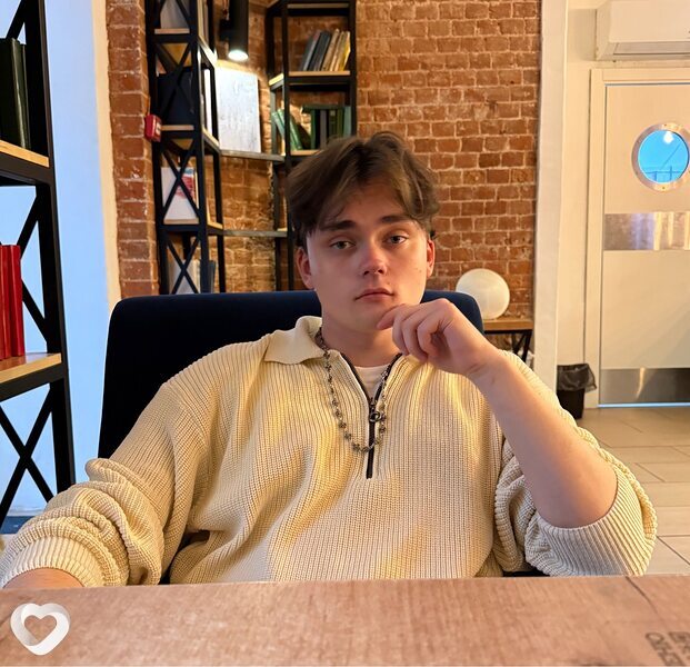 Тёма, 21, Владимире — анкета №3601921