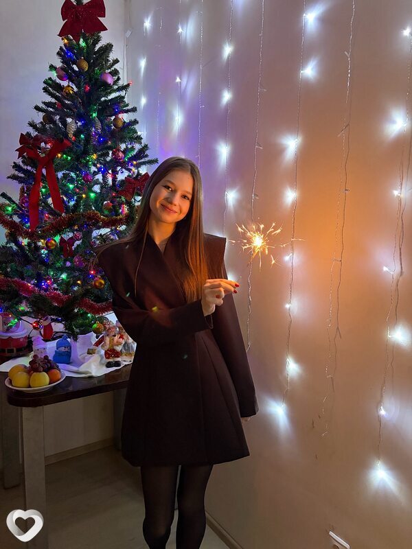 Арина, 20, Екатеринбурге — анкета №3602180