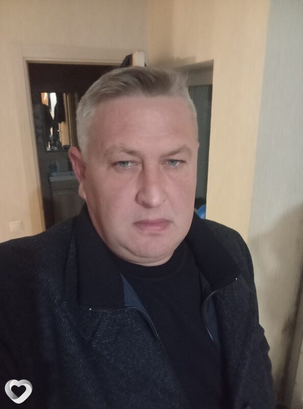 Артём, Аксай