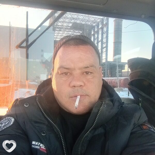 Максим, 41, Ленске — анкета №3603888