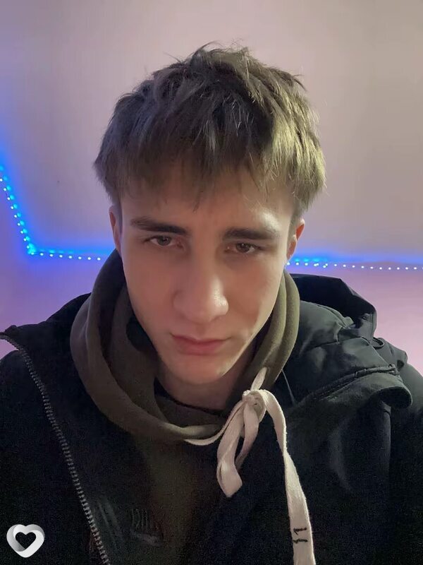Никита, 19, Санкт-Петербурге — анкета №3603895