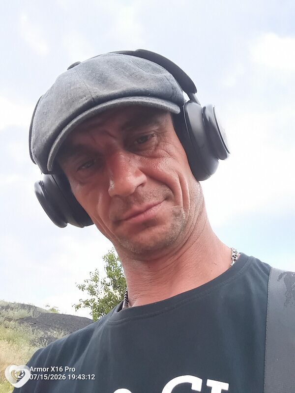 Богдан, 39, Луганске — анкета №3604719