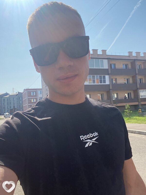 Артем, 27, Абакане — анкета №3604497