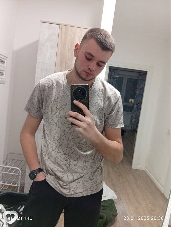 Алексей, 22, Белгороде — анкета №3605785