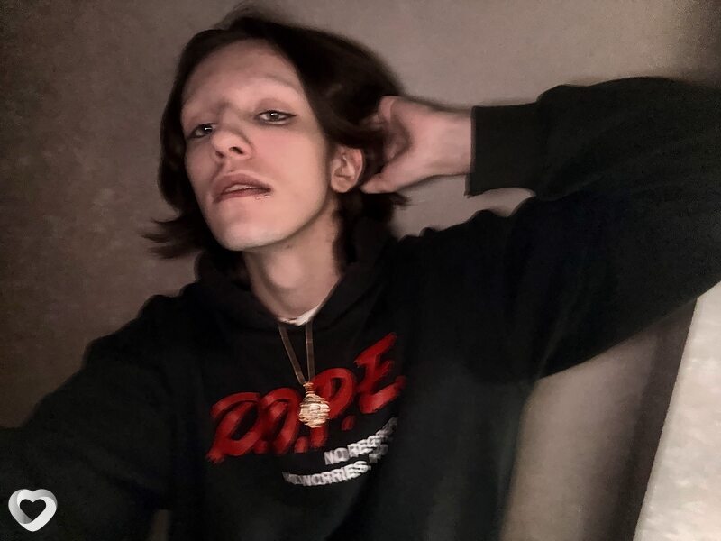 Андрей, 19, Санкт-Петербурге — анкета №3605592