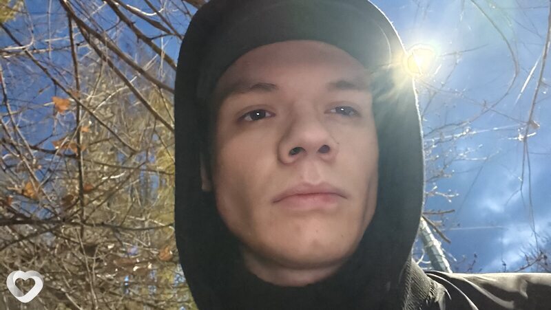 Михаил, 23, Луганске — анкета №3605864