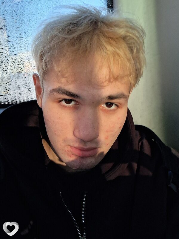 Рома, 21, Белгороде — анкета №3606468