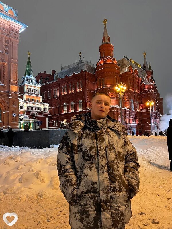 Максим, 21, Москве — анкета №3607138