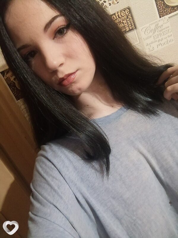 Алёна, 24, Новокузнецке — анкета №3607412