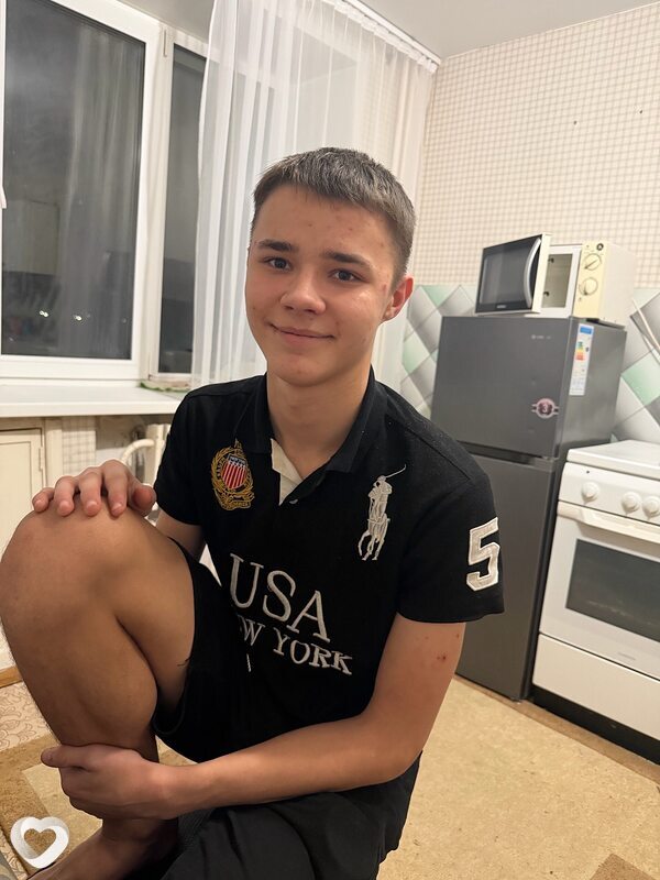 Гарик, 19, Бугуруслане — анкета №3607383