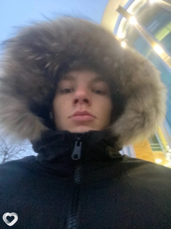 Лёша, 22, Москве — анкета №3607656