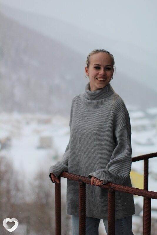 Юлия, 20, Абакане — анкета №3607740