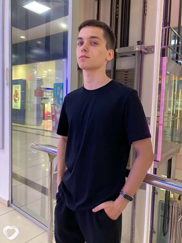 Александр, 24, Саратове — анкета №3608747