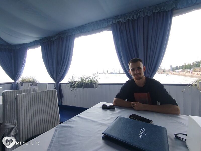 Кирилл, 21, Санкт-Петербурге — анкета №3608529