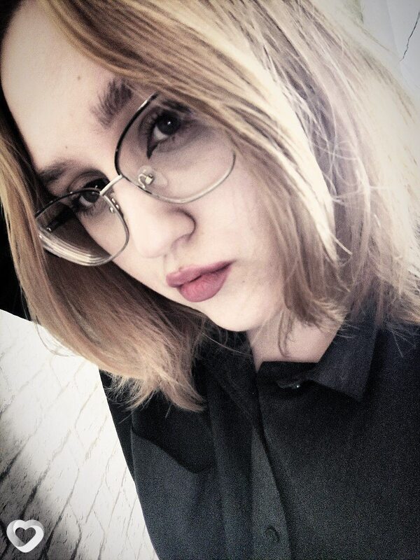 Karina, 20, Омске — анкета №3608258