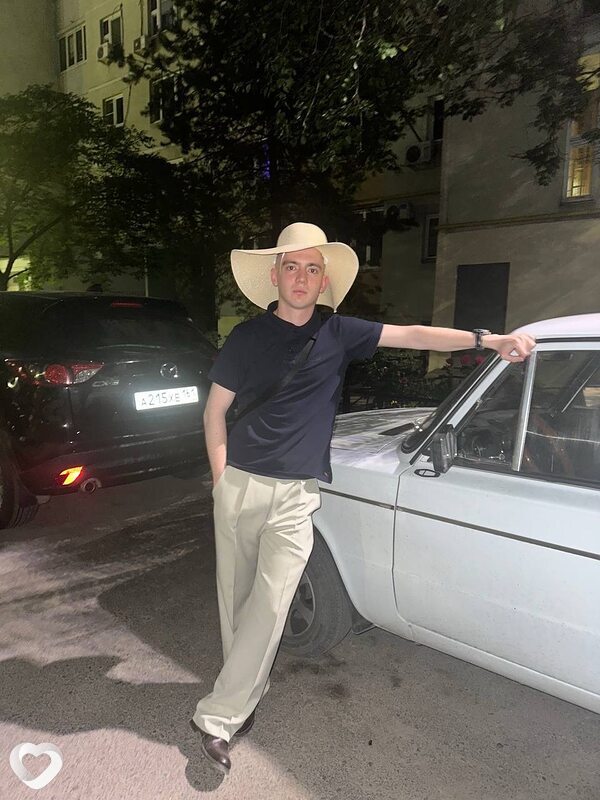 Станислав, 21, Ростове-на-Дону — анкета №3608296