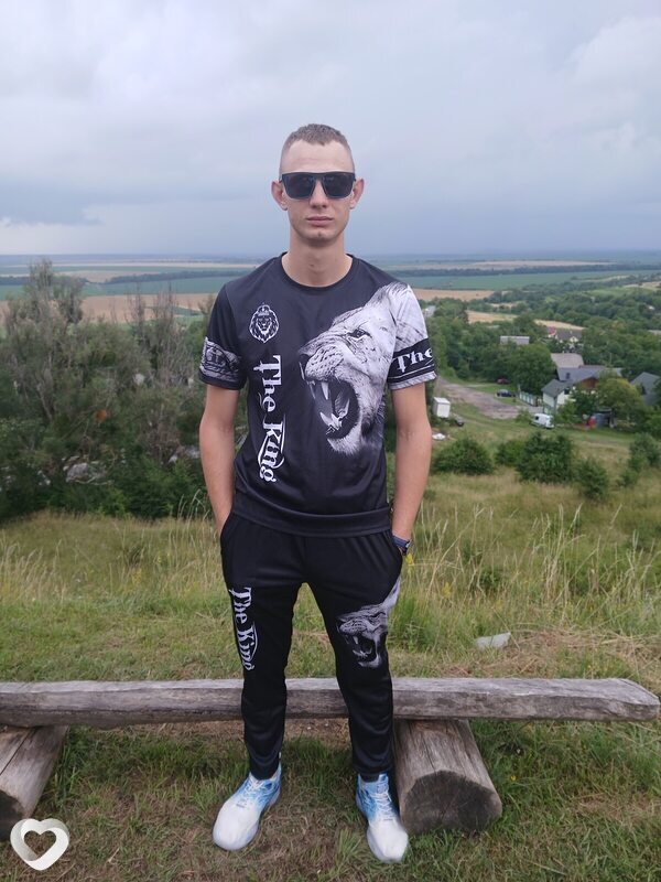 Денис, Золочев (Львовская обл)