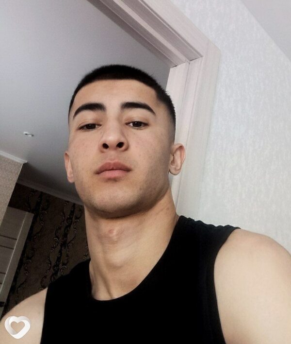 Михаил, 21, Новокузнецке — анкета №3609204