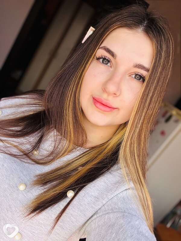 Юлия, 23, Назарове — анкета №3609400