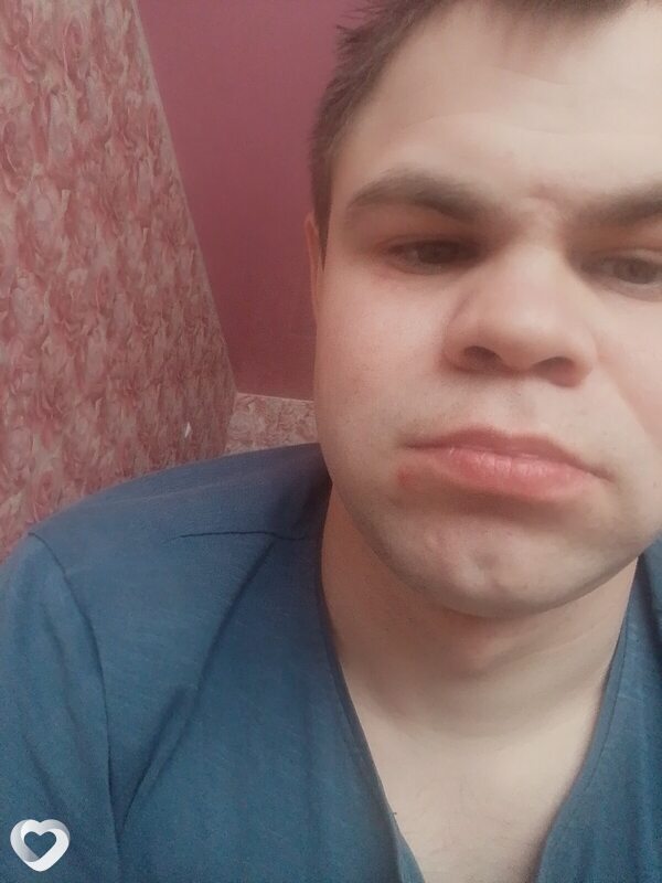 Виталий, 25, Красноуральске — анкета №3609447