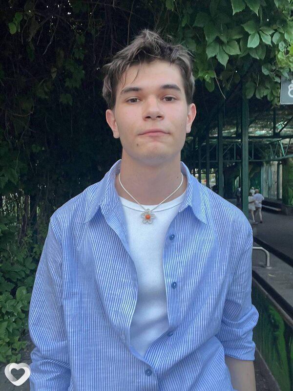 Артем, 23, Омске — анкета №3609988