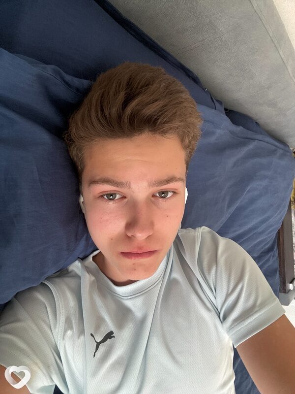 Артём, 19, Кургане — анкета №3610862