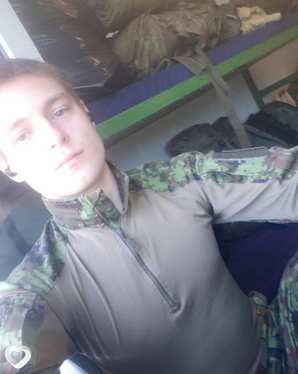 Дима, 19, Речице — анкета №3610648