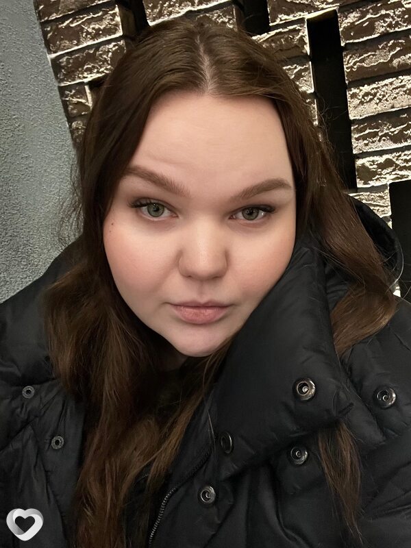 Оксана, 24, Тюмени — анкета №3611092