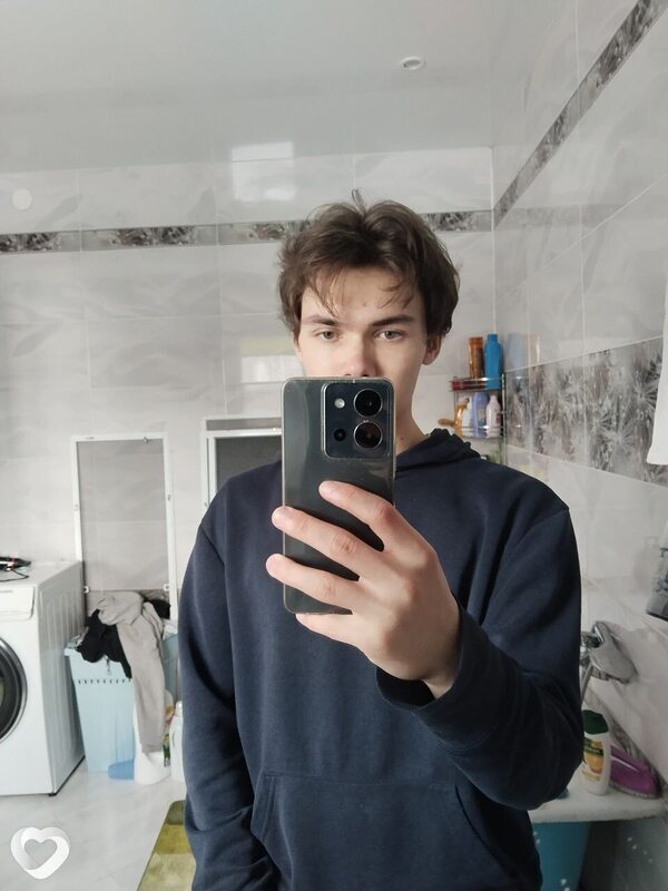 Артём, 21, Гродно — анкета №3611311