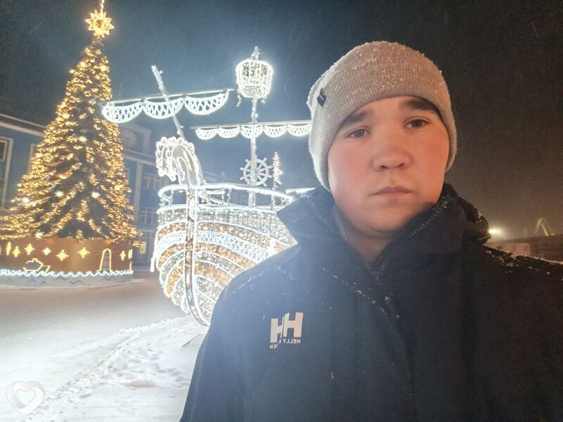 Айнур, 21, Мурманске — анкета №3611757