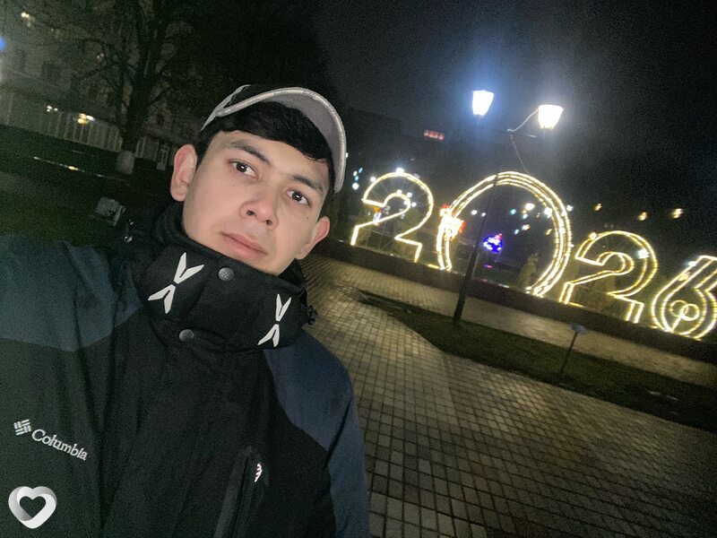 Артур, 21, Гомеле — анкета №3611887